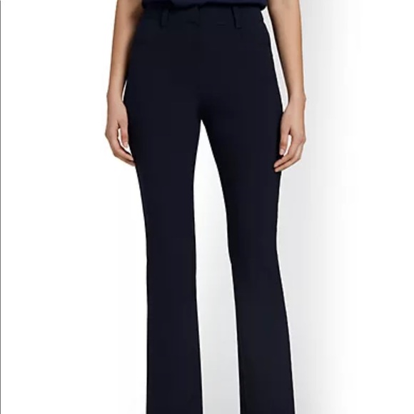 🛑 New York & Company Black Stretchy Slacks - Picture 2 of 3